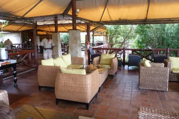 ed225f_9a07565825d446cdb5deea3ae242cc31_mv2